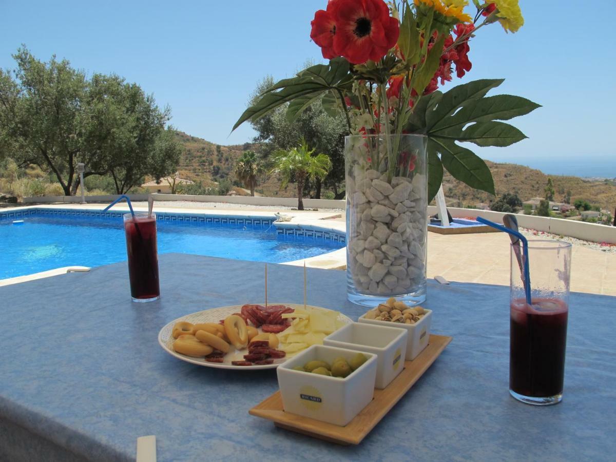 Villa Camakini With Heated Pool And Sea View Arenas  Екстериор снимка