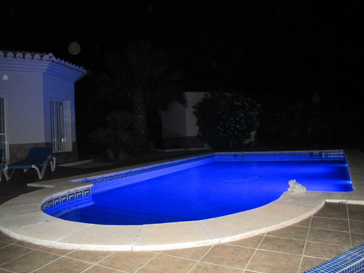 Villa Camakini With Heated Pool And Sea View Arenas  Екстериор снимка
